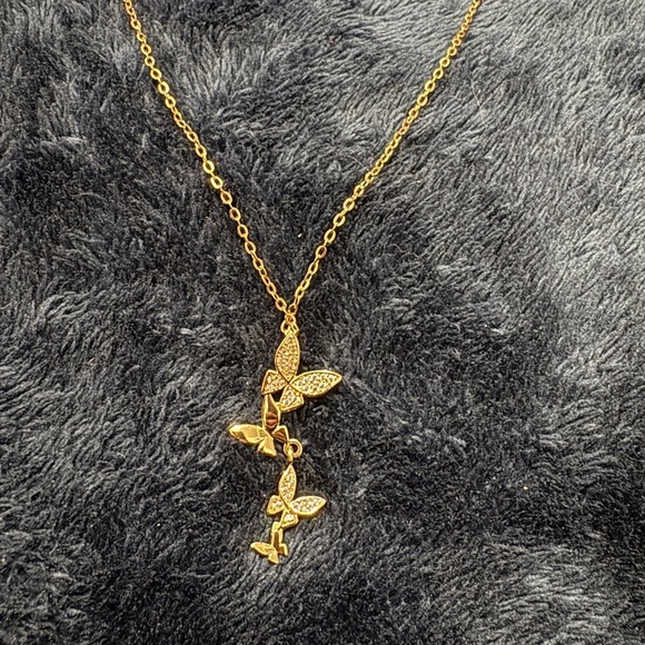 Jewelry - Elegant Gold Butterfly Pendant Necklace
